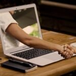 virtual coworkers, virtual friends, online friends-3382503.jpg